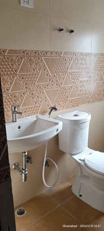 Bathroom in 2.5 BHK Apartment at Mahagun Mywoods III, Sector 16c Greater Noida – for Sale