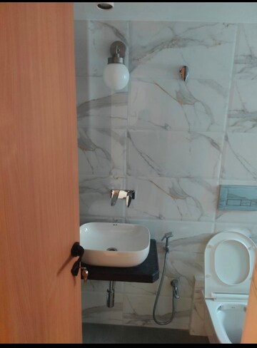 Bathroom in 1.5 BHK Apartment at Adarsh Nagar Society, Worli – for Rent
