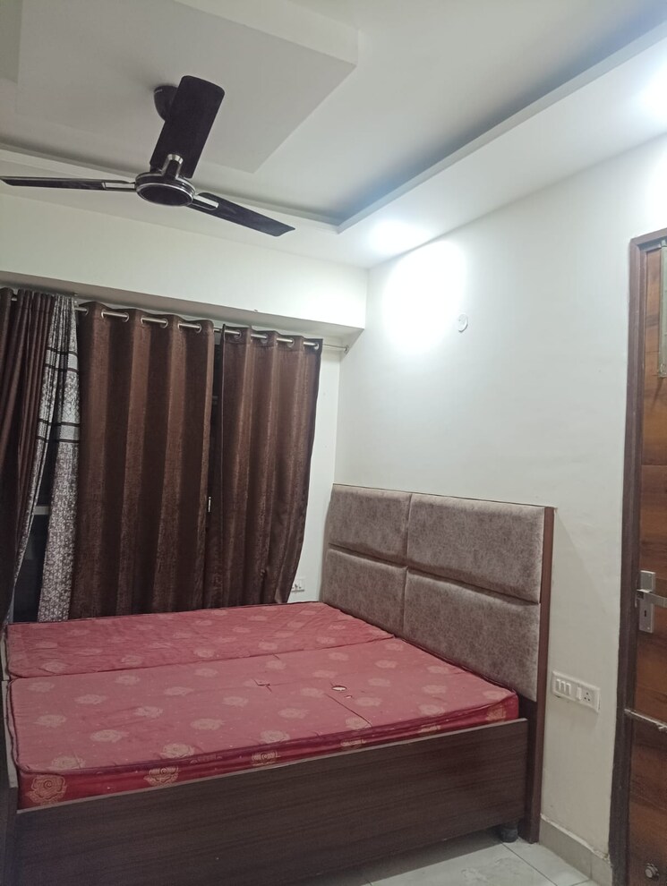 Bedroom, dhakoli village 3 Bedroom 126 Sq.Ft. Builder Floor In Dhakoli Village Zirakpur 8111339