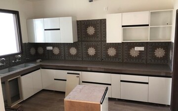 3 BHK Builder Floor For Rent in Sector 111