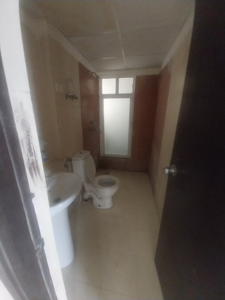 undefined, mahagun-mywoods-iii 3 Bedroom 1225 Sq.Ft. Apartment In Sector 16c Greater Noida Greater Noida 8111390