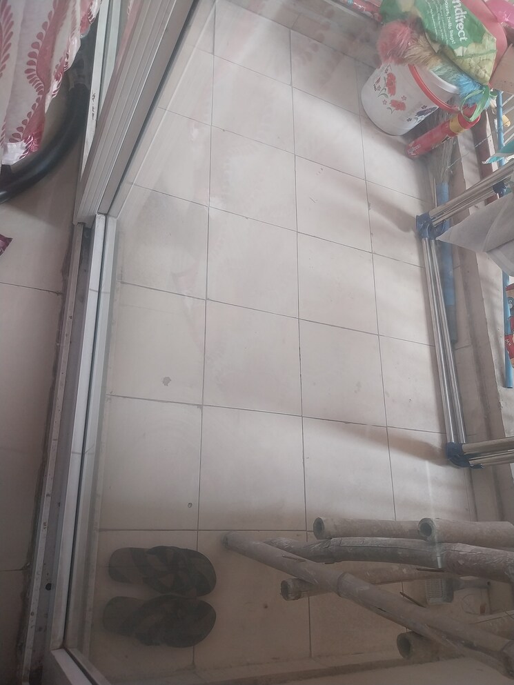 Bathroom, mahagun-mywoods-iii 3 Bedroom 1225 Sq.Ft. Apartment In Sector 16c Greater Noida Greater Noida 8111390