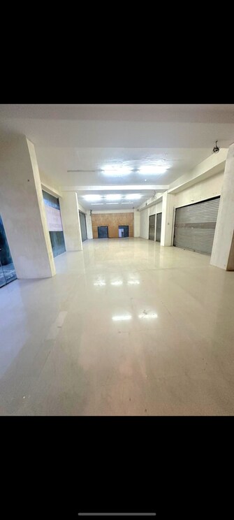 Commercial Showroom 2000 Sq.Ft. For Rent in Borivali West Mumbai  8111448