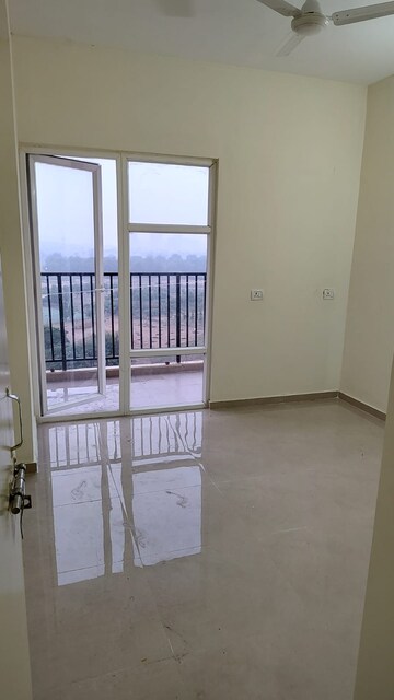 Room in 2 BHK Apartment at GLS Arawali Home, Sohna Sector 4 – for Sale