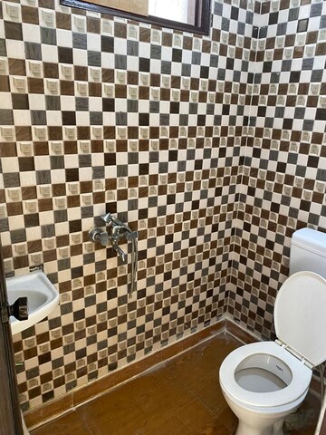 Bathroom in 1 BHK Builder Floor at Govindpuri – for Rent