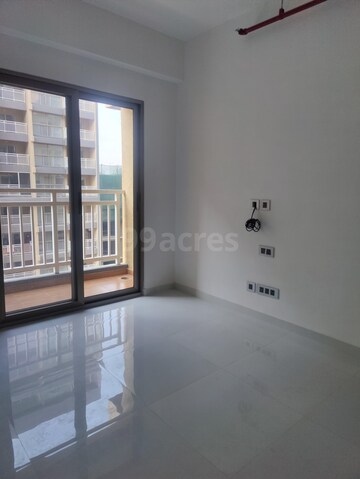 Room in 2 BHK Apartment at Bramhacorp The Collection, Kalyani Nagar – for Rent