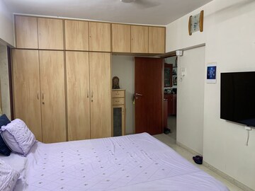 Bedroom in 3 BHK Apartment at Llyod Estate, Wadala – for Rent