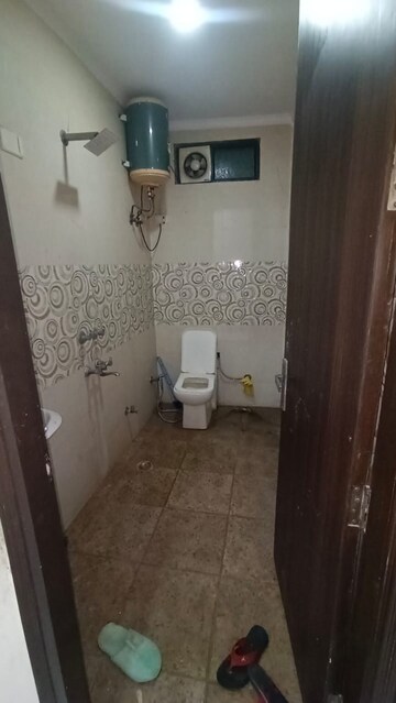 Bathroom in 2 BHK Builder Floor at Govindpuri – for Rent