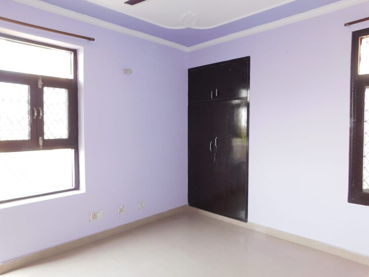 Room, unibera-swarn-ganga-apartments 3 Bedroom 1551 Sq.Ft. Apartment In Vasundhara Sector 6 Ghaziabad 8111711