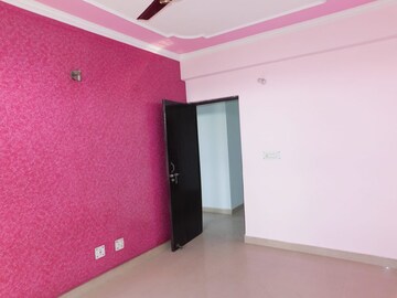 Room in 3 BHK Apartment at Unibera Swarn Ganga Apartments, Vasundhara Sector 6 – for Sale