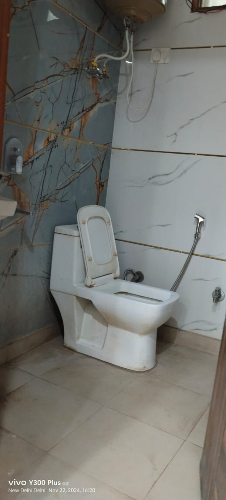 Bathroom, govindpuri 1 Bedroom 360 Sq.Ft. Builder Floor In Govindpuri Delhi 8111748