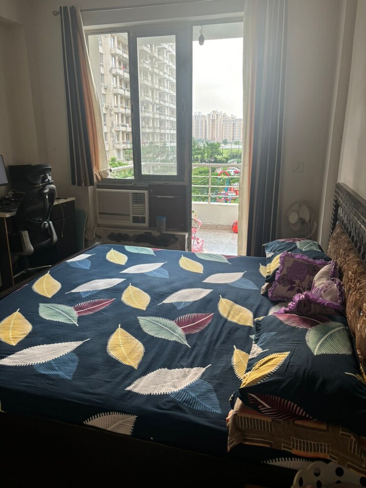 Bedroom, indiabulls-centrum-park 2.5 Bedroom 1600 Sq.Ft. Apartment In Sector 103 Gurgaon 8111773