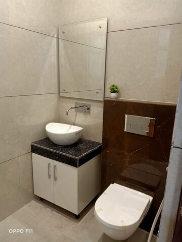 Master Bedroom in 3 BHK Builder Floor at Vip Road – for Rent