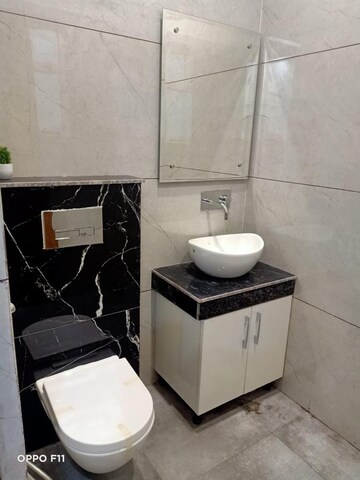 Master Bedroom in 3 BHK Builder Floor at Vip Road – for Rent