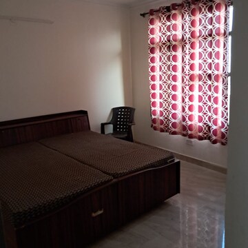 Bedroom in 2 BHK Apartment at Penta Homes, Vip Road – for Rent
