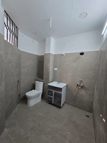 Bathroom in 6+ BHK Independent House at Jubilee Hills – for Rent