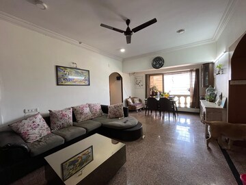 Living Room in 2 BHK Apartment at Goregaon East – for Rent