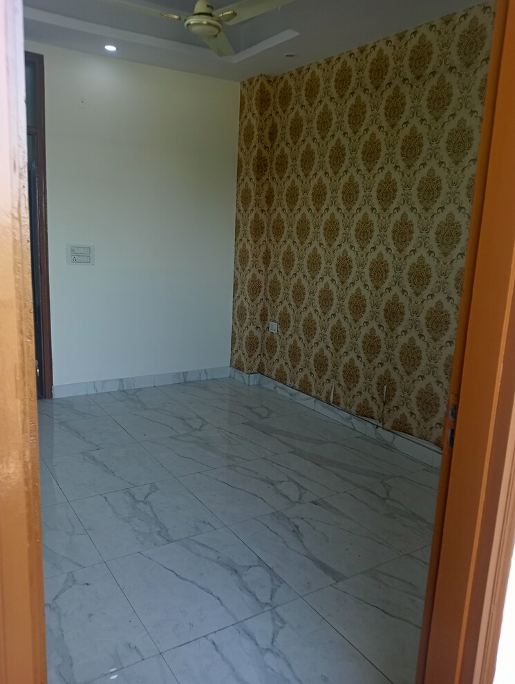 Room, shakti khand 2 Bedroom 950 Sq.Ft. Builder Floor In Shakti Khand Ghaziabad 8111894