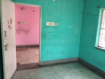 Room in 2 BHK Apartment at Garia – for Rent