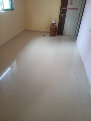 Room in 1 BHK Apartment at Siddhi Prabha CHS, Prabhadevi – for Rent