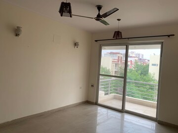 Room in 2.5 BHK Builder Floor at Orchid Island, Sector 51 – for Sale