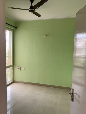 Room in 2.5 BHK Builder Floor at Orchid Island, Sector 51 – for Sale