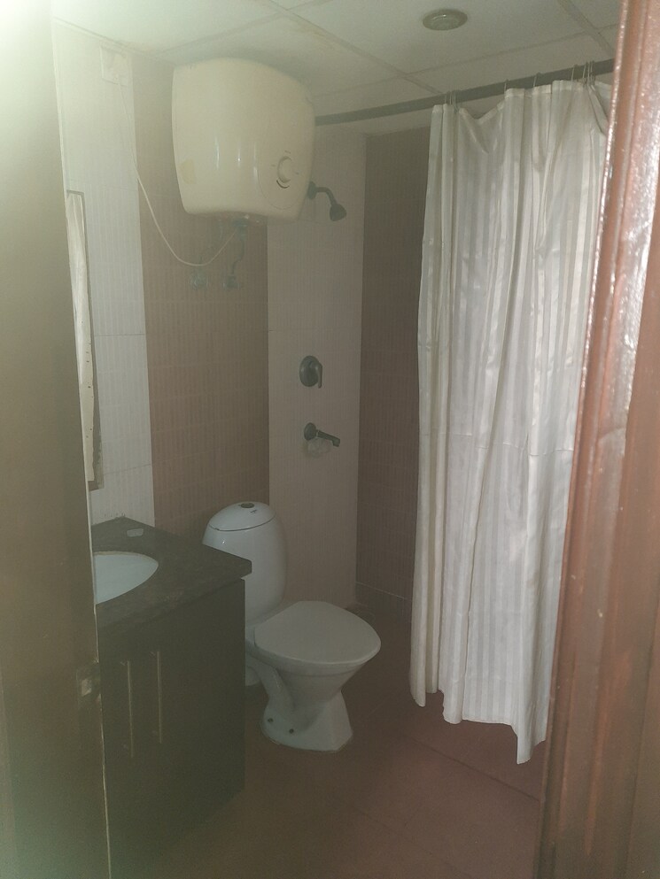 undefined, omaxe-grand 2 Bedroom 1110 Sq.Ft. Apartment In Sector 93b Noida 8111950