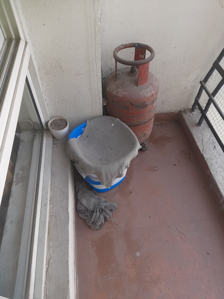 undefined, omaxe-grand 2 Bedroom 1110 Sq.Ft. Apartment In Sector 93b Noida 8111950