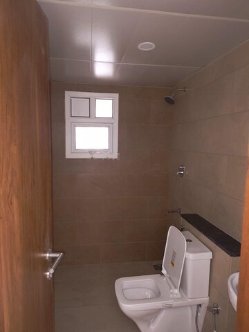 Bathroom in 1 BHK Apartment at Prestige Primrose Hills, Banashankari 6th Stage – for Rent