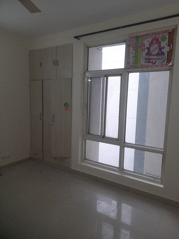 Kitchen in 3 BHK Apartment at Omaxe Grand, Sector 93b – for Sale