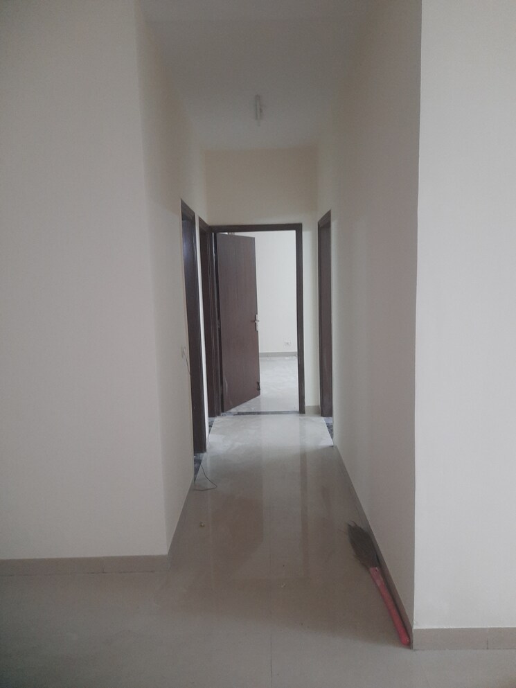undefined, omaxe-grand 3 Bedroom 1600 Sq.Ft. Apartment In Sector 93b Noida 8111973