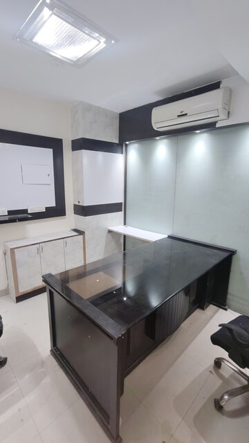  Office Space For Rent in Janakpuri