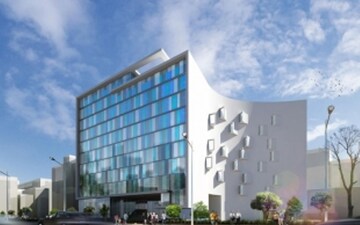 Office Space For Rent in Rustomjee Central Park, Andheri East