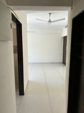 Bathroom in 1 BHK Apartment at Valentine Apartments, Goregaon East – for Rent