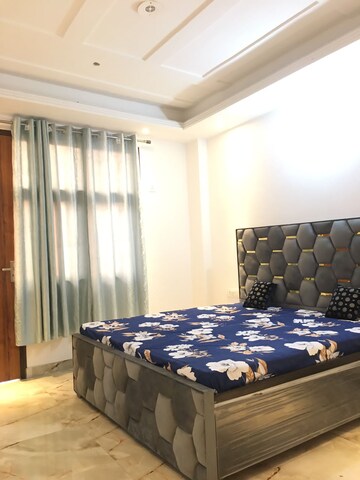 Bedroom in 2 BHK Builder Floor at Saket – for Rent