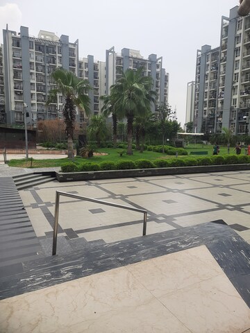 3.5 BHK Apartment For Sale in Omaxe Grand, Sector 93b