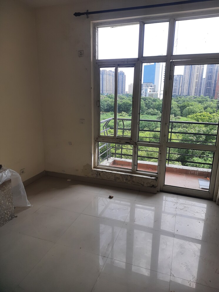 Balcony, omaxe-grand 3.5 Bedroom 1911 Sq.Ft. Apartment In Sector 93b Noida 8111999