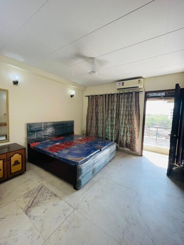 Bedroom in 2 BHK Builder Floor at Saket – for Rent