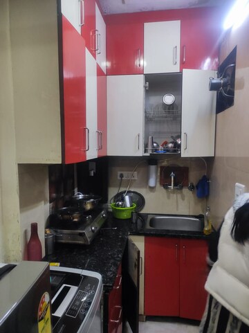 Kitchen in 1.5 BHK Builder Floor at Rohini Sector 8 – for Rent