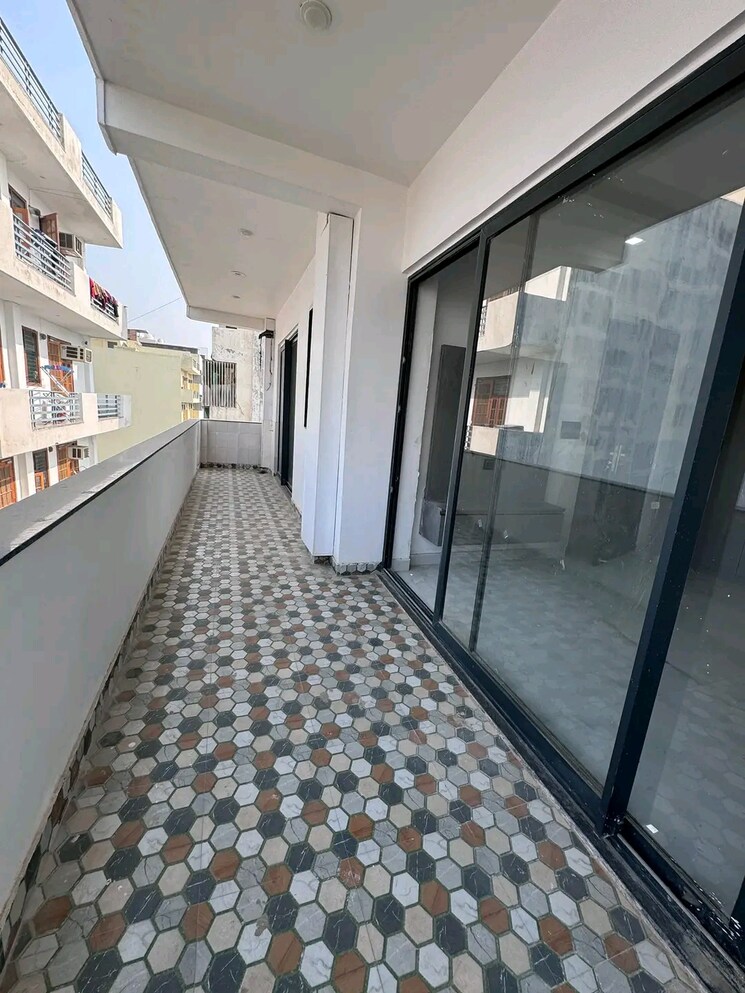 Bedroom, saket 3 Bedroom 1800 Sq.Ft. Builder Floor In Saket Delhi 8112039