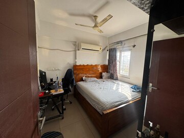 Team Area in 3 BHK Apartment at Mantri Serenity, Kanakapura Road – for Rent