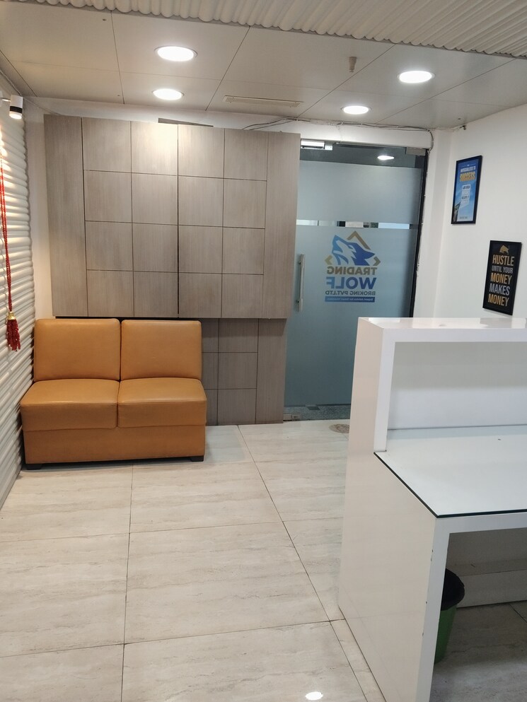 Floor Plan, netaji subhash place Commercial Office Space 997 Sq.Ft. In Netaji Subhash Place Delhi 8112095