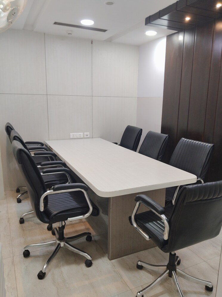Team Area, netaji subhash place Commercial Office Space 997 Sq.Ft. In Netaji Subhash Place Delhi 8112095
