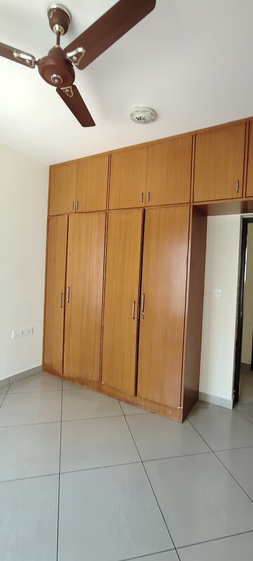 Room in 3 BHK Apartment at Sobha Chrysanthemum, Thanisandra – for Rent