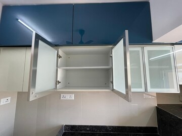 Furnished Amenities in 2 BHK Apartment at Avant Heritage, Jogeshwari East – for Rent