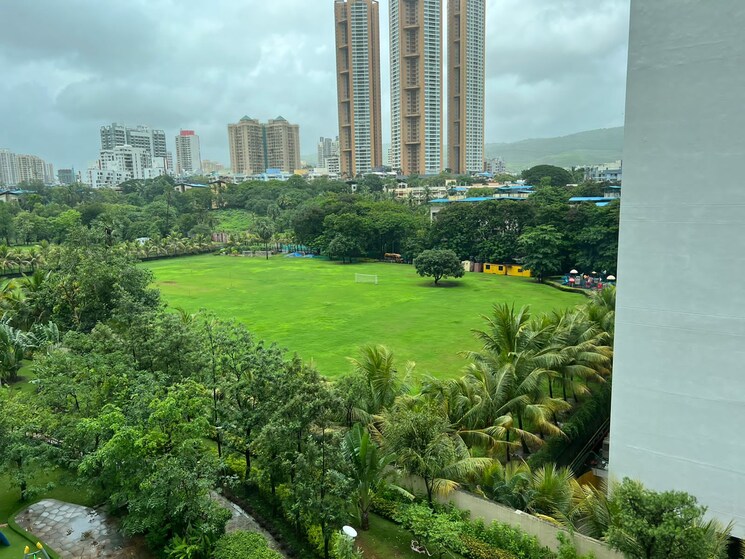 Garden, oberoi-realty-woods 2.5 Bedroom 1330 Sq.Ft. Apartment In Goregaon East Mumbai 8112214