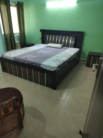 Bedroom in 3.5 BHK Apartment at Gardenia Gateway, Sector 75 – for Rent