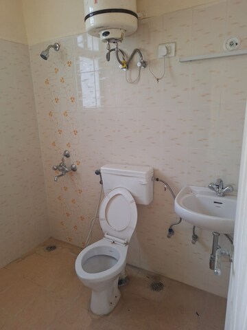 Bathroom in 2.5 BHK Apartment at ROF Aalayas, Sector 102 – for Rent