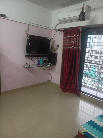 Room in 1 RK Apartment at Prabhadevi CHS, Prabhadevi – for Rent