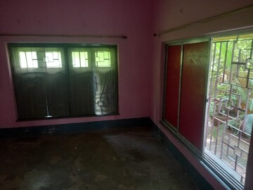 Room in 2 BHK Apartment at Agarpara – for Rent
